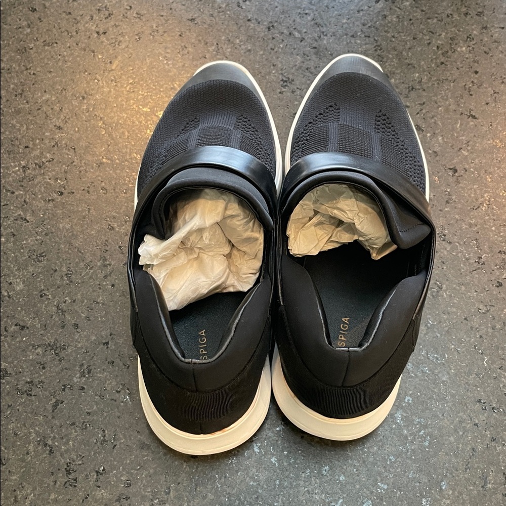 Brand New Via Spiga Black Leather and Knit Sneakers, 8.5 - Picture 4 of 10